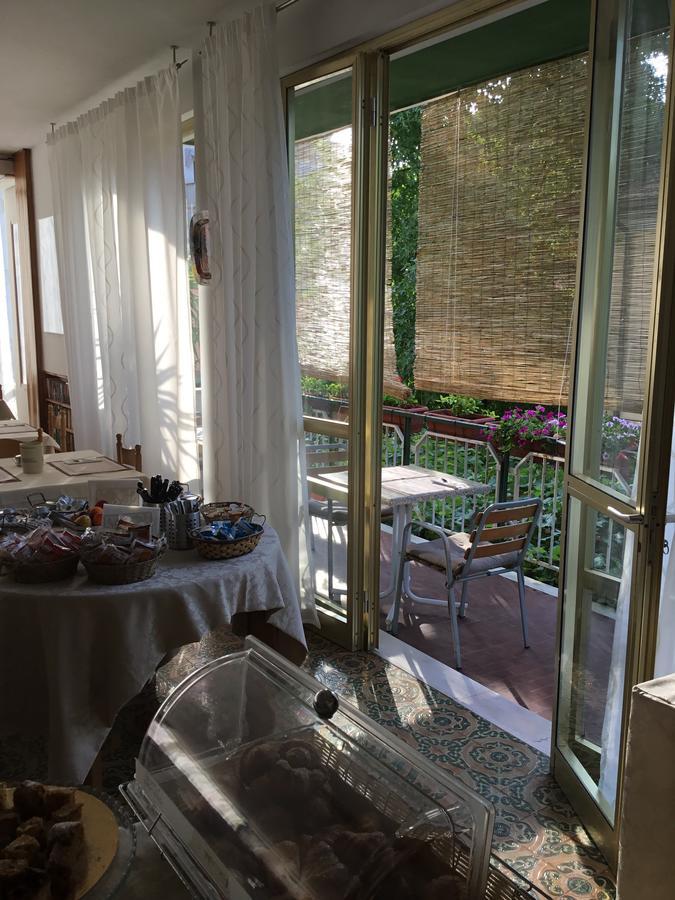 Hotel Mirella Rimini Extérieur photo